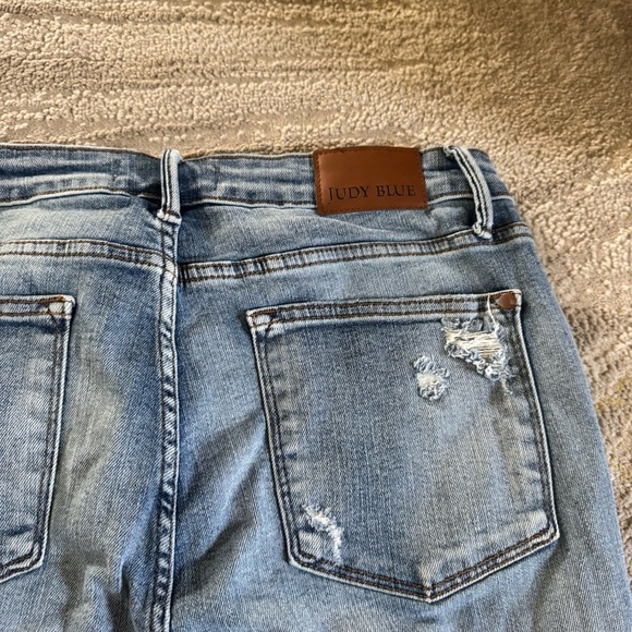 Judy Blue flare jeans Mid Rise Tummy Control distressed Denim Jeans 88594 32 - Picture 7 of 14